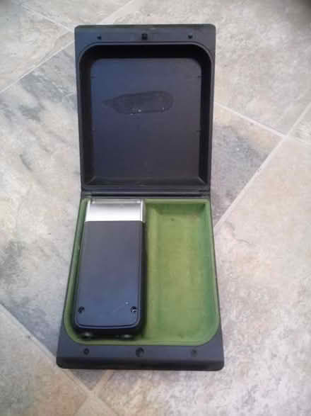 Photo of free Braun Shaver (Woollard) #2