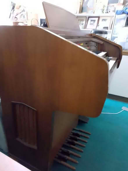 Photo of free Vintage Electronic Organ (Penn Hill BH14) #3