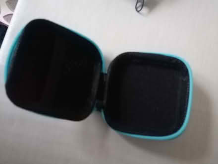 Photo of free 4 x small purses (Presteigne LD8) #4