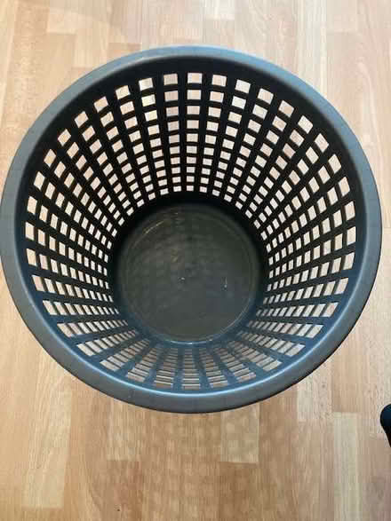Photo of free Waste paper basket/bin (Thames Ditton KT7) #1