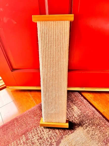 Photo of free Cat scratching thingy (Crofton) #2