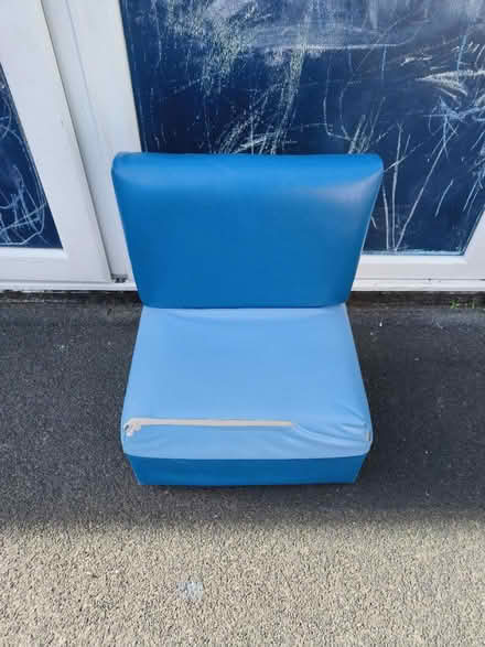 Photo of free Kids chair (Ng15dn, the park, nottingham) #1