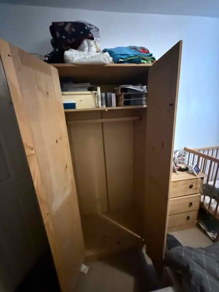 Photo of free Wardrobe (RG5 woodley) #2