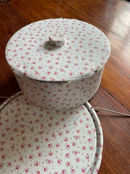 Photo of free Cake tin (Haddington EH41) #3