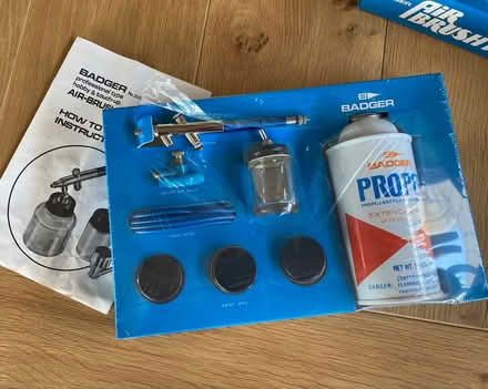 Photo of free two airbrush kits (Downers Grove, south side) #2