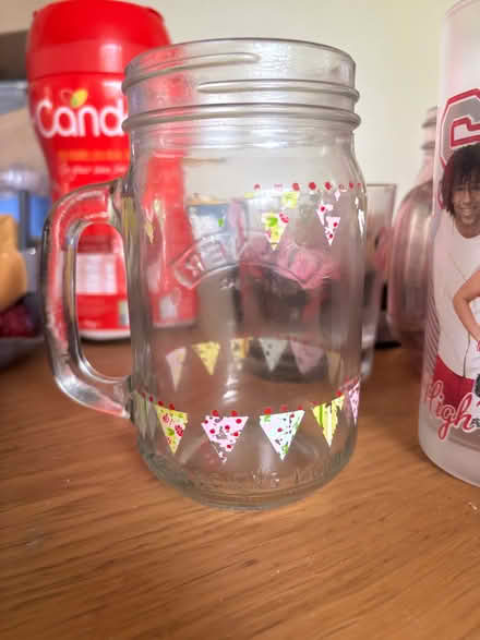 Photo of free Selection of Glasses (Marsh LA1) #3