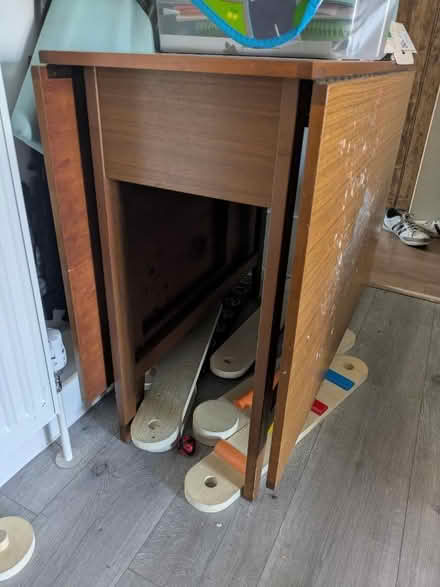 Photo of free Table with drop leaves (Thornton Heath CR7) #2