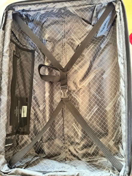 Photo of free Hard shell spinner medium suitcase (Woolhampton RG7) #3