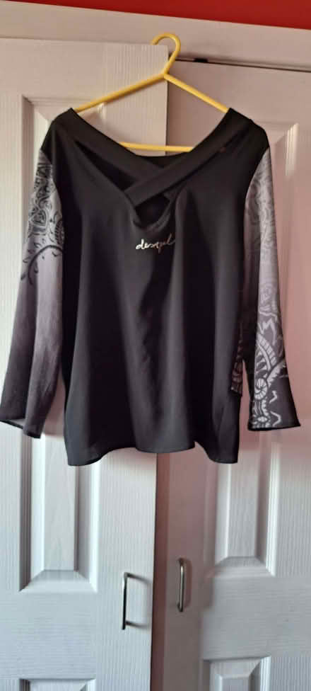 Photo of free Ladies top (AB16) #2