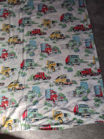 Photo of free Single child's duvet cover with pillowcase. (Amersham HP7) #1