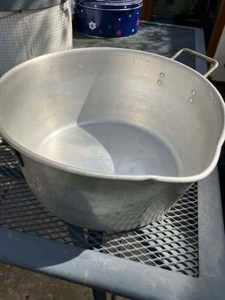 Photo of free preserving pan (Eynsham OX29) #1