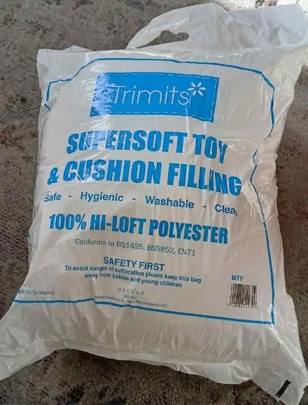 Photo of free 3 x 250g bags 100% polyester toy & cushion filler (South Croydon CR2) #1