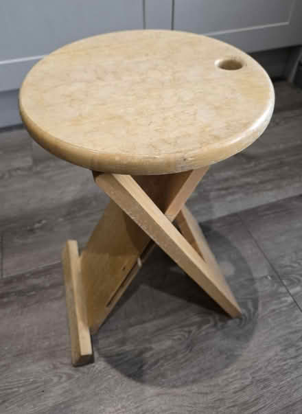 Photo of free Folding stool (DE4 Matlock) #1