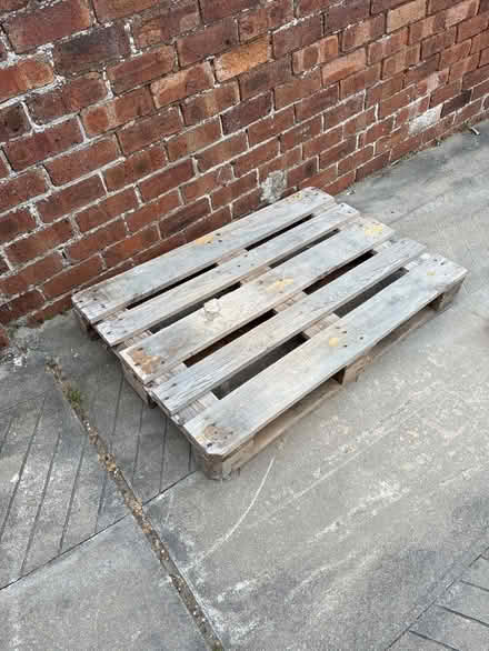 Photo of free Pallet (Kirkcaldy KY1) #1