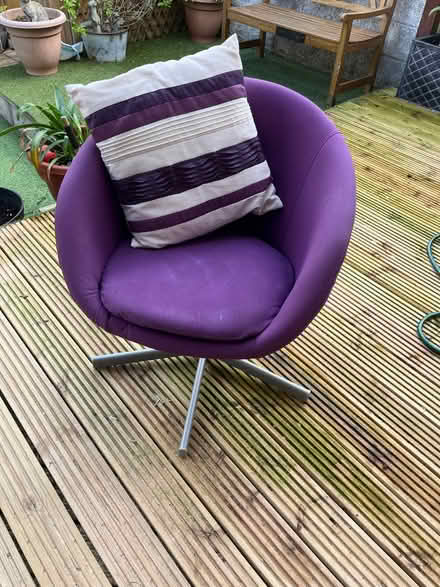 Photo of free Swivel Tub Chair Purple (Swindon Toothill SN5) #1