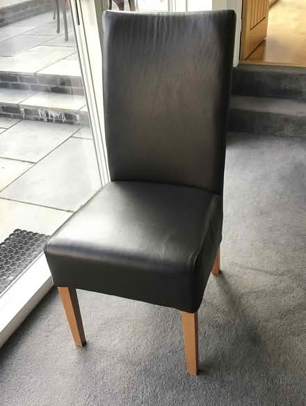 Photo of free Single Chair (Laughton S25) #2
