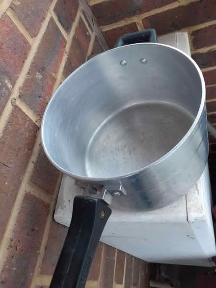 Photo of free Pans and wok (TW3 Hounslow) #1