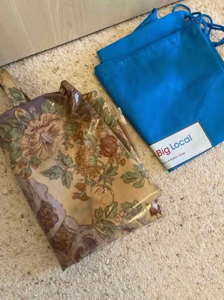 Photo of free Shopping or sports bags (Kendal LA9) #1