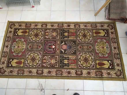 Photo of free Medium size rug, olive green and burgundy (Stanford in the Vale SN7) #1