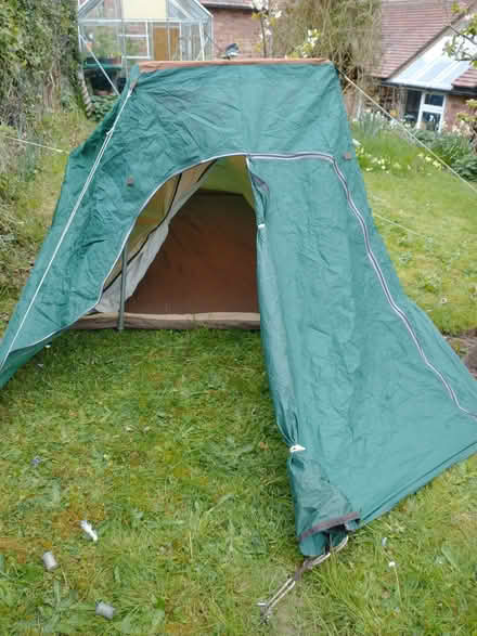 Photo of free One person lightweight tent for hiking (Ludlow SY8) #2