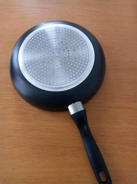 Photo of free 10" Ceramic Frying Pan (Panshanger AL7) #2