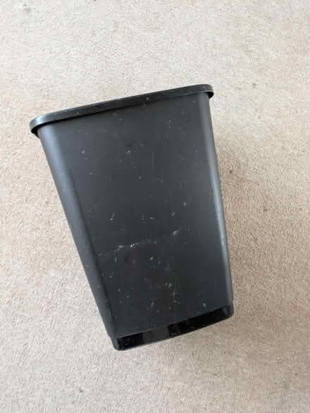 Photo of free Black open bin (AL1 Sopwell) #1