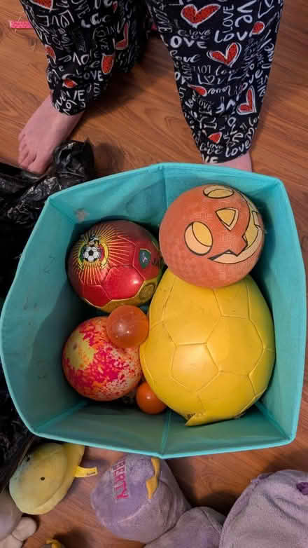 Photo of free Box of balls (Clinton) #1
