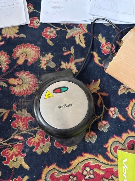Photo of free Omelette maker (Crosspool S10) #1
