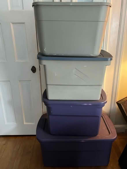 Photo of free Storage Bins (08846) #1