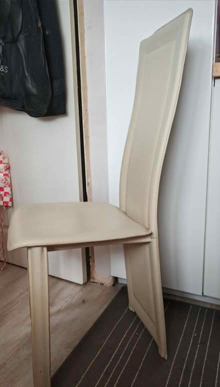 Photo of free 8 chairs (Al100ud) #1