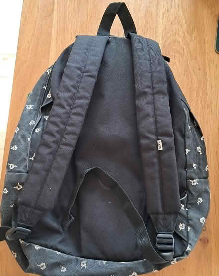 Photo of free Vans backpack (Arundel BN18) #2