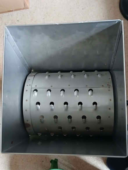 Photo of free vigo press (Palmer Park RG1) #1