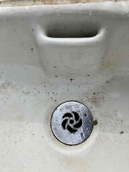 Photo of free Royal Dalton ceramic Shower tray (Exwick) #2
