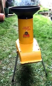 Photo of free AL-KO H1100S Garden Shredder (Woodhall Park SN2) #1