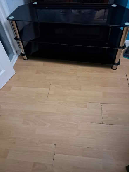 Photo of free Tempered glass tv stand (Southmoor, Stanley DH9) #1