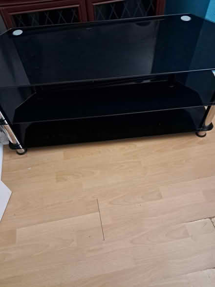 Photo of free Tempered glass tv stand (Southmoor, Stanley DH9) #2
