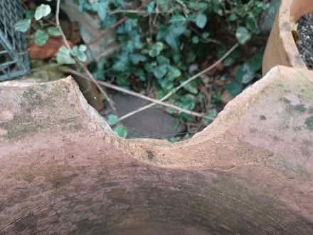 Photo of free Very heavy terracotta pot. Rim damaged (Risinghurst OX3) #4