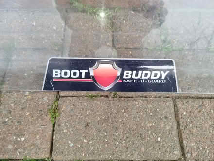 Photo of free boot buddy safe-d-guard - car dog guard/screen (Sunniside NE16) #4