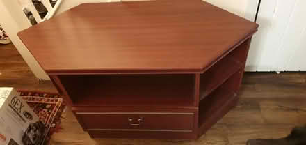 Photo of free TV Corner Unit (BR3 beckenham) #1