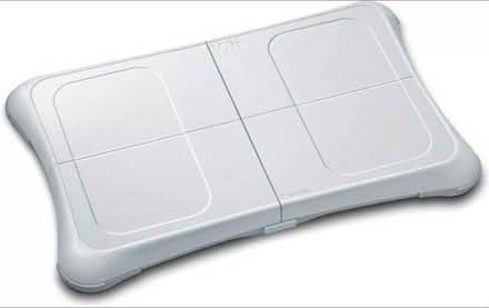 Photo of Wii fit board (Loughton IG10) #1