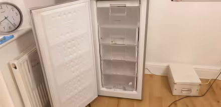 Photo of free Beko tall fridge freezer (Carshalton SM5) #3