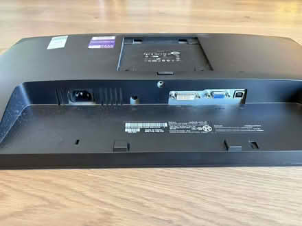 Photo of free Dell 24'' LCD Monitor (Benson OX10) #3