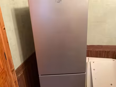 Photo of free Bush working fridge freezer (Baildon BD17) #1