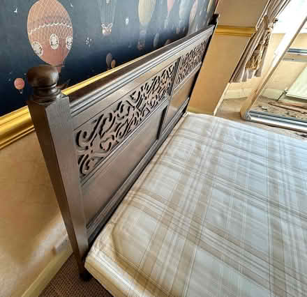 Photo of free Tudor style vintage bed (Whoberley CV5) #1