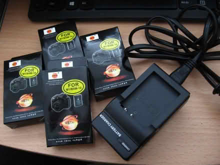 Photo of free 4 New Batteries for M1/BXM-10 Camcorder with Mains Charger (Coppull PR7) #2