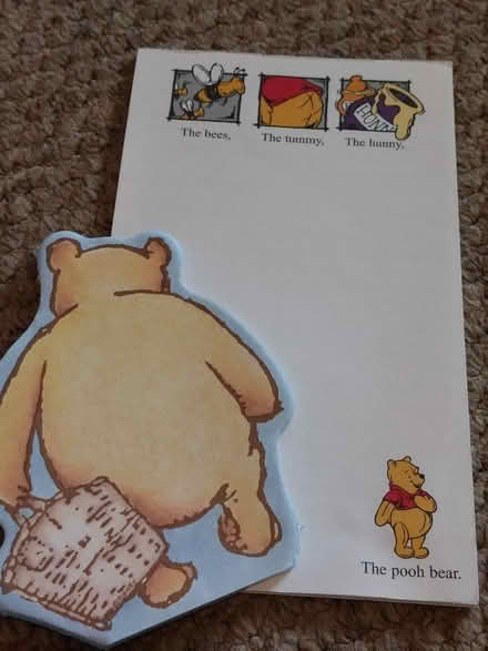 Photo of free Winnie the Pooh writing paper (Coley RG1) #1