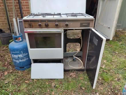Photo of free Gas cooker with bottle (IP9) #2
