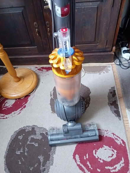 Photo of free Dyson vacuum cleaner (Nothing hill gate W8) #1