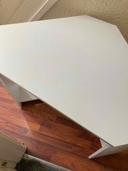 Photo of free Corner desk (Wallasey CH44) #2