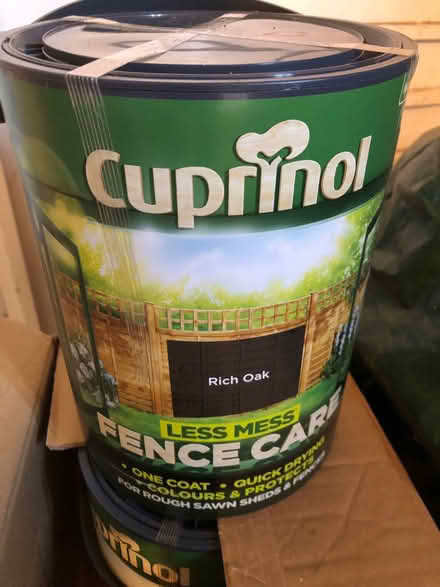 Photo of free Fence Paint (Woodley RG5) #1